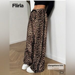 SHEIN Animal Print Elastic Waist Pants